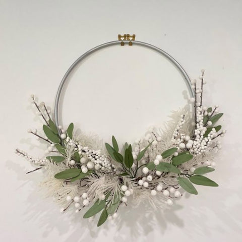 Ivory House | Lucia Modern Christmas Wreath with Leaves